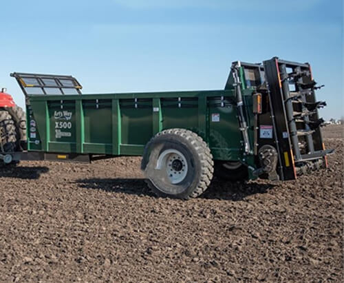 Art's Way Dry Manure Spreaders